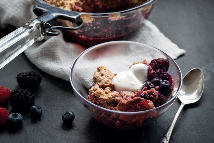 Fruit and Flax Breakfast Crumble